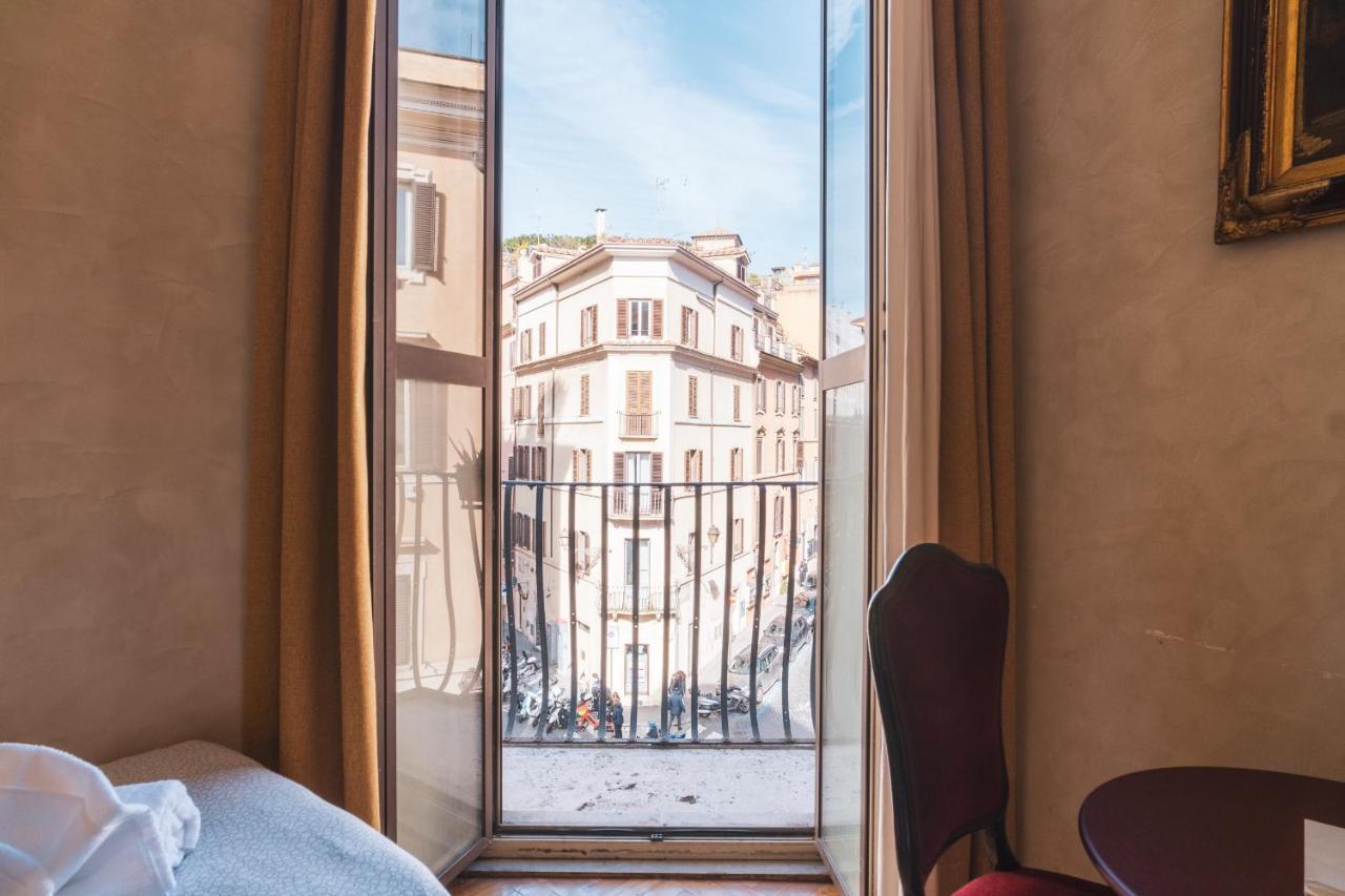 Executive Triple Room